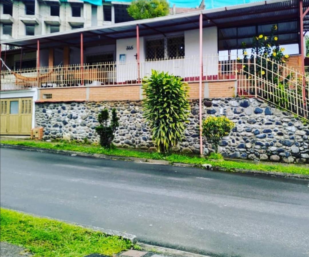 Hostal Spa Casa De Piedra Con Jacuzzi Santa Rosa de Cabal Zewnętrze zdjęcie