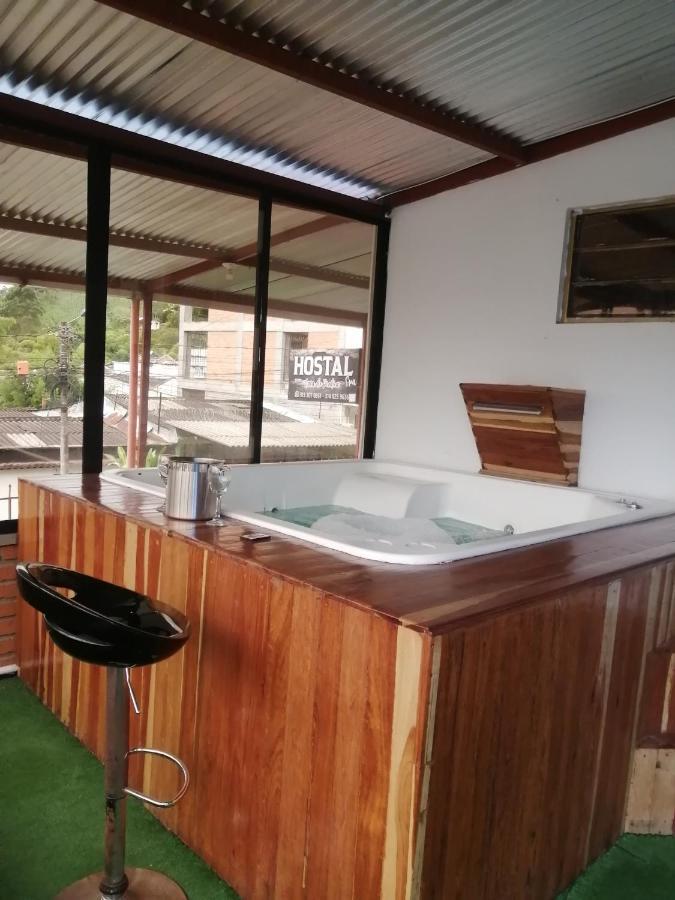 Hostal Spa Casa De Piedra Con Jacuzzi Santa Rosa de Cabal Zewnętrze zdjęcie